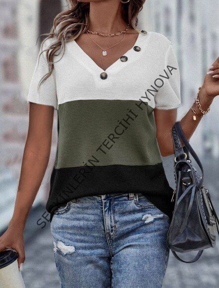 Kadın Kısa Kollu V Yakalı Düğmeli Waffle Bluz