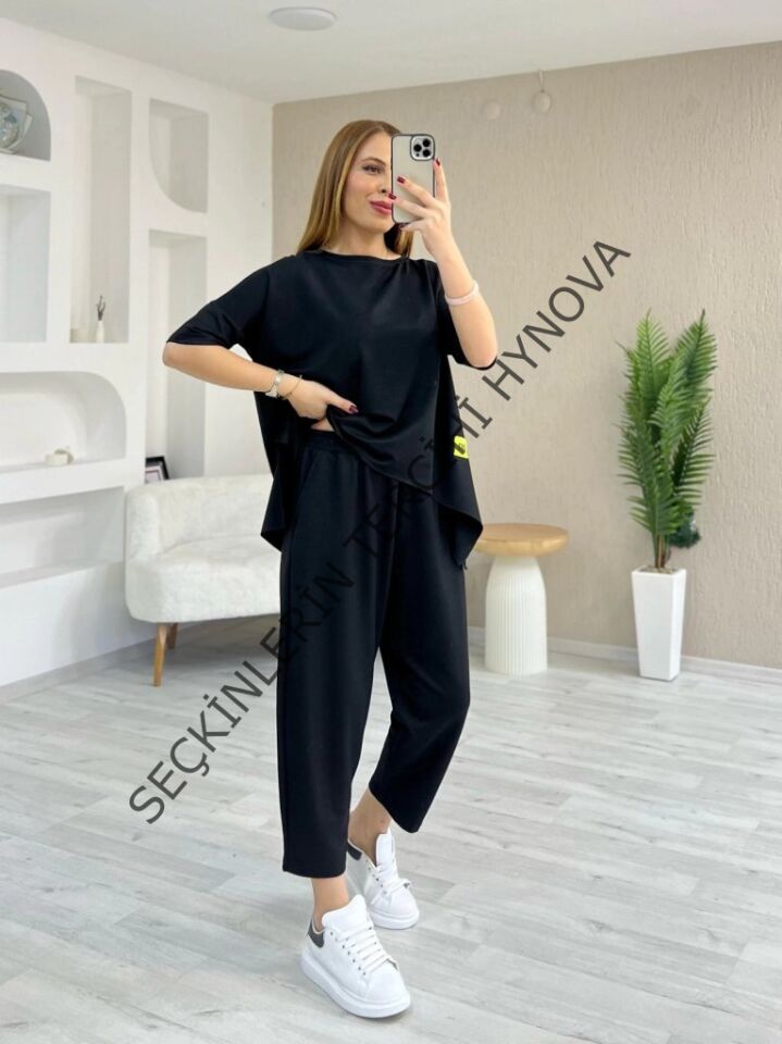 Kadın Kısa Kollu Bisiklet Yaka Viskon Iki Iplik Bluz Ve Pantolon Ikili Takım