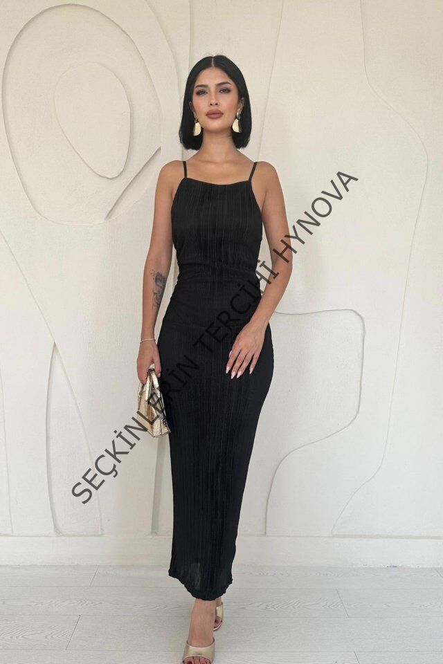 Siyah Piliseli Halter Boyun Elbise