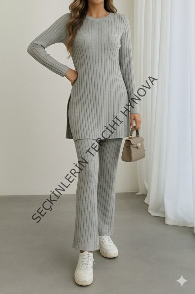 Kadın Uzun Kollu Yuvarlak Yaka Yandan Yırtmaç Detaylı şardonlu Kaşkorse Bluz Ve Pantolon Ikili Takım