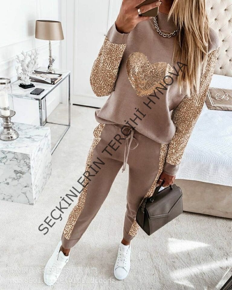 Kadın Uzun Kollu Yarım Balıkçı Yaka Pul Payet Detay Iki Iplik Ikili Takım