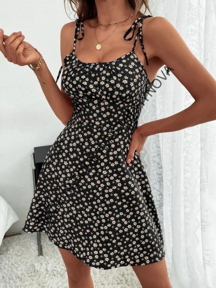 Kadın Ip Askılı Omuzlardan Bağcıklı çiçek Desenli Süprem Elbise