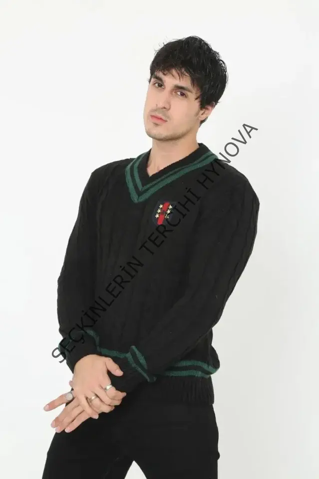 Erkek V Yaka Örgülü Kazak - Siyah