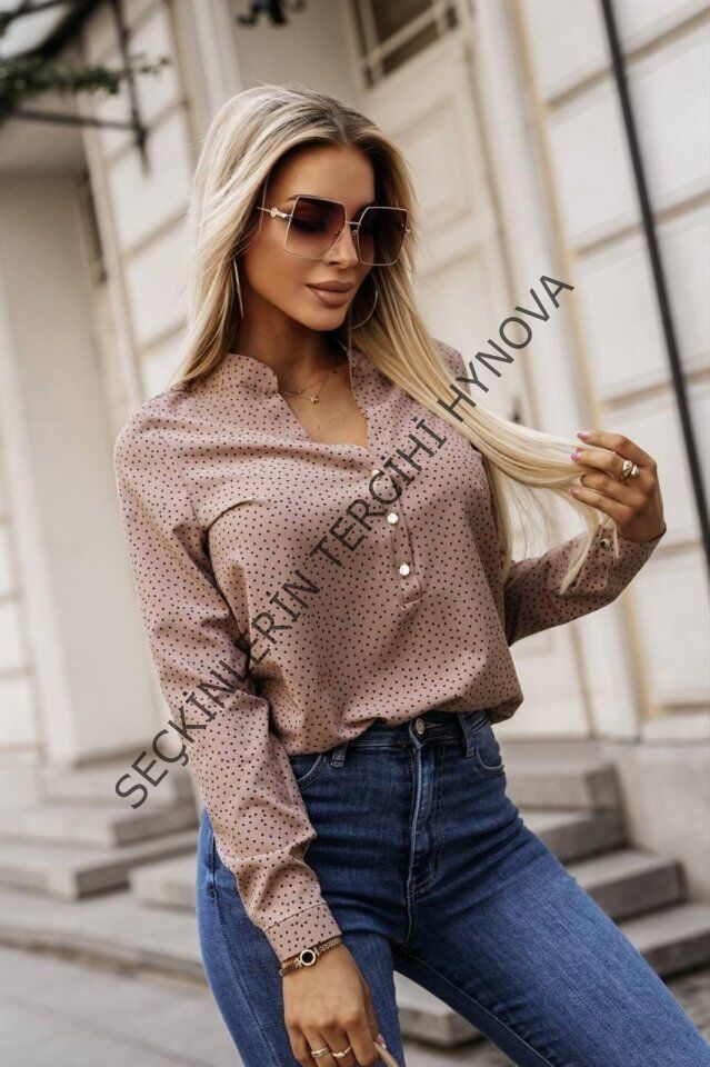 Kadın Hakim Yaka Metal Düğmeli Moskrep Kumaş Bluz