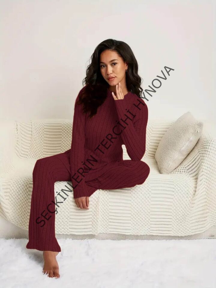 Kadın Uzun Kollu Yuvarlak Yaka Yandan Yırtmaç Detaylı şardonlu Kaşkorse Bluz Ve Pantolon Ikili Takım