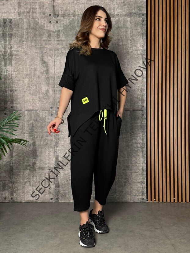 Kadın Kısa Kollu Bisiklet Yaka Viskon Iki Iplik Bluz Ve Pantolon Ikili Takım