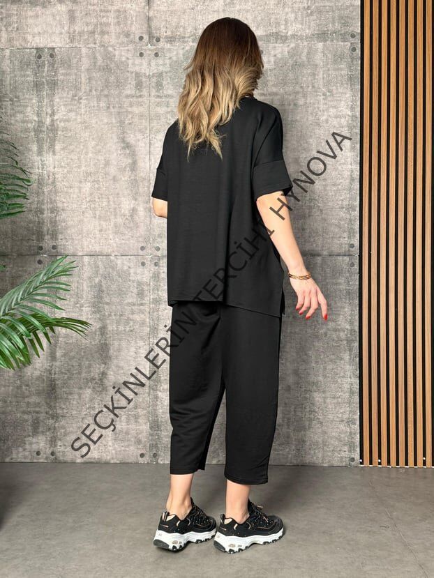 Kadın Kısa Kollu Bisiklet Yaka Viskon Iki Iplik Bluz Ve Pantolon Ikili Takım