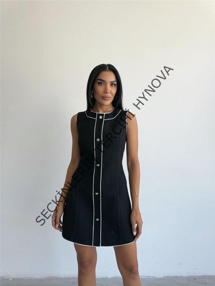 CHANEL KUMAŞ KISA ÖNDEN DÜĞMELİ ELBİSE - Siyah