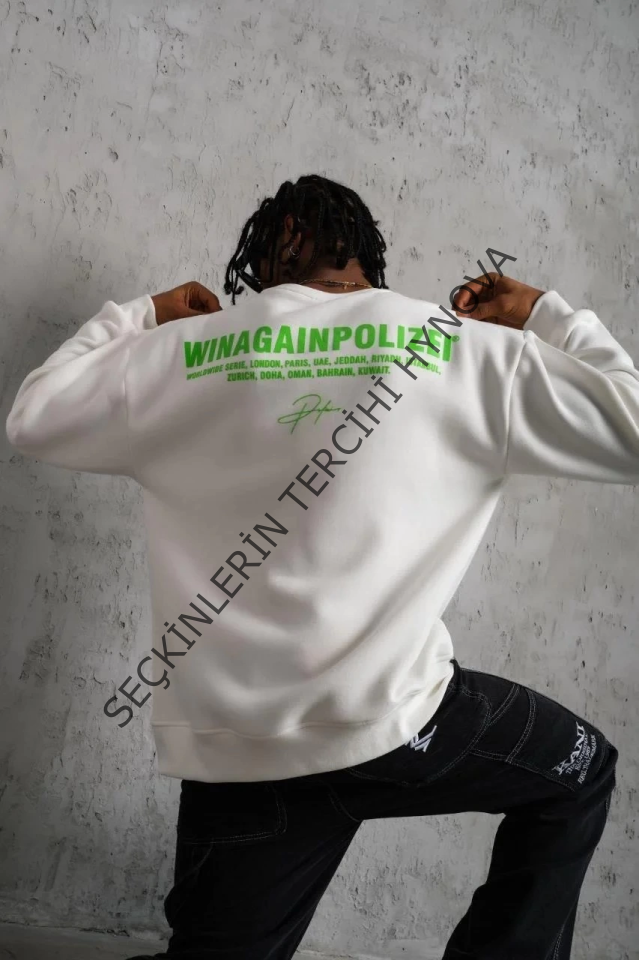 Erkek Oversize Sweatshirt – Beyaz Renk  Ön Ve Sırt Baskılı, Üç İplik İçi Pamuklu Kumaş, Rahat Kalıp, Ribanalı Kışlık Sweat  Winagain Polizei Serisi - Beyaz