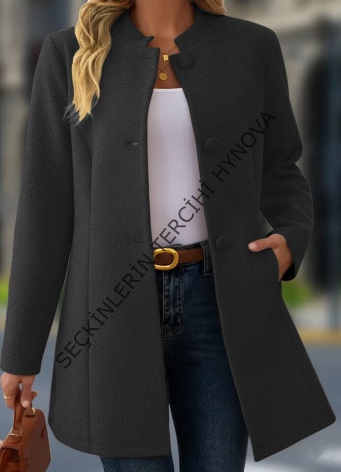 Kadın Uzun Kollu Hakim Yakalı önden Düğmeli Cep Detaylı Kısa Kaşe Kaban