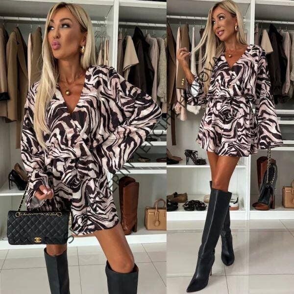 Kadın Salaş Kol Kruvaze Yaka Zebra Desen şort Tulum