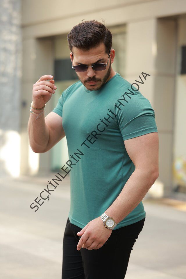 Erkek Bisiklet Yaka Basic Kısa Kollu Tişört