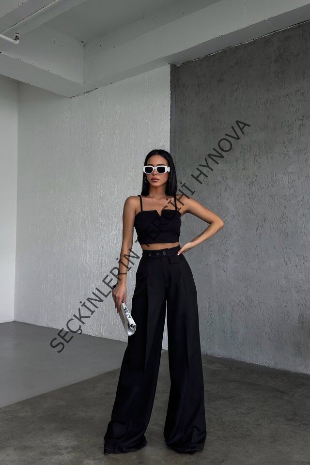 Üç Düğme Detayli Palazzo Pantolon