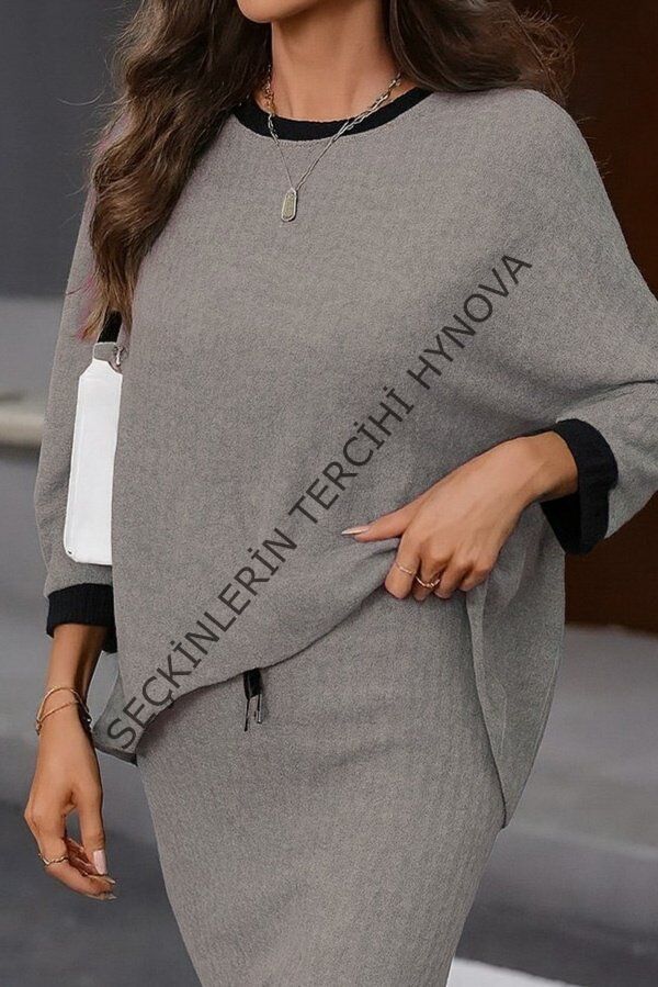 Kadın Uzun Kollu Yakası Açık şardonlu Kaşkorse Bluz Ve Eteği Bağcıklı Ikili Takım