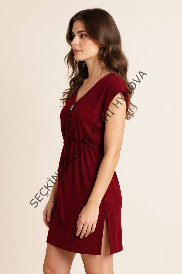 Kadın Bordo Yanları Yırtmaçlı Tokalı V Yaka Mini Plaj Elbisesi