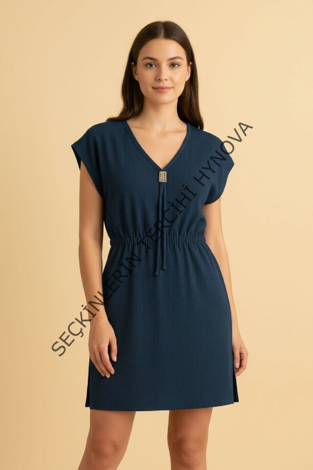 Kadın Lacivert Yanları Yırtmaçlı Tokalı V Yaka Mini Plaj Elbisesi