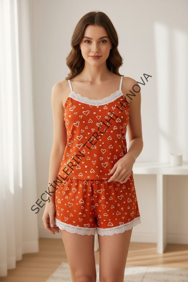 Kadın Turuncu Kalp Desenli Askılı Şortlu Dantelli Pijama Takımı