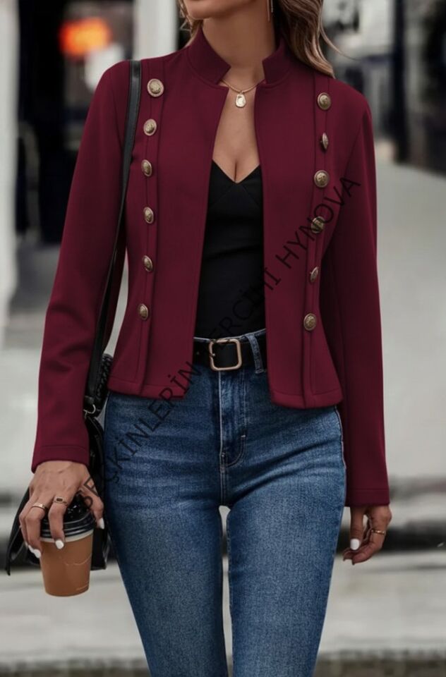 Kadın Uzun Kollu Hakim Yaka Yanlardan Düğmeli Kısa Süet Ceket