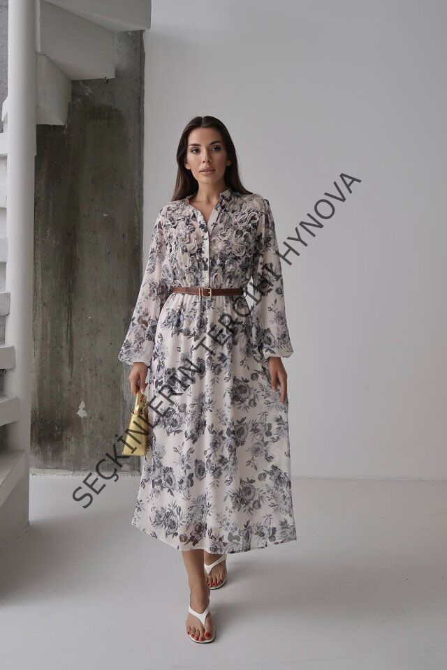 Siyah Biye Detaylı Elbise