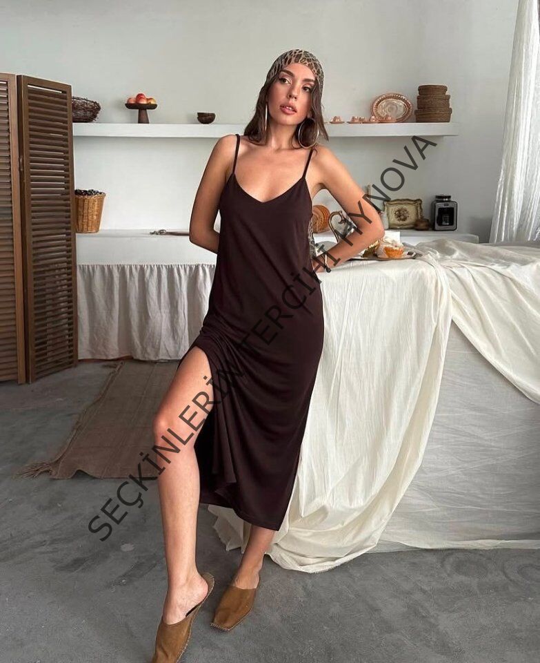 Kadın Siyah Asansör Askılı Çift Yırtmaçlı Helen Elbise