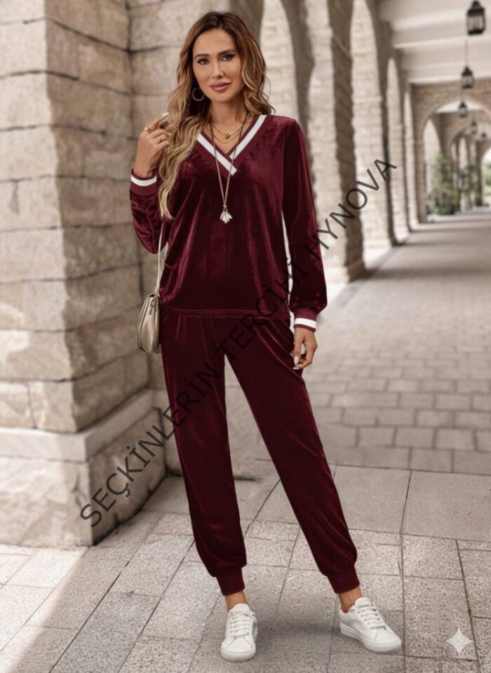 Kadın Uzun Kollu V Yaka Kadife Bluz Ve Pantolon Ikili Takım