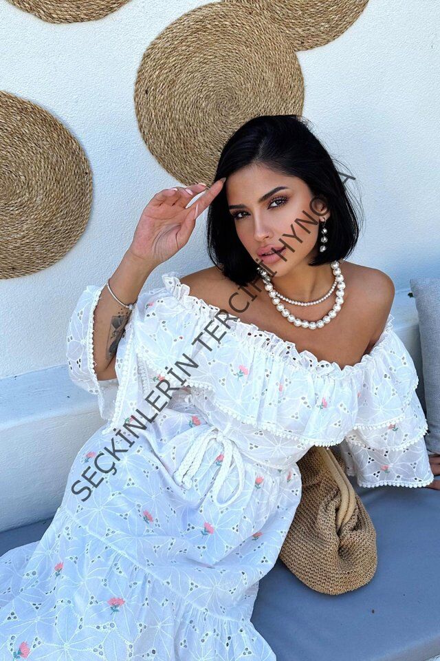 Pembe Omuzları Lastikli Brode Elbise