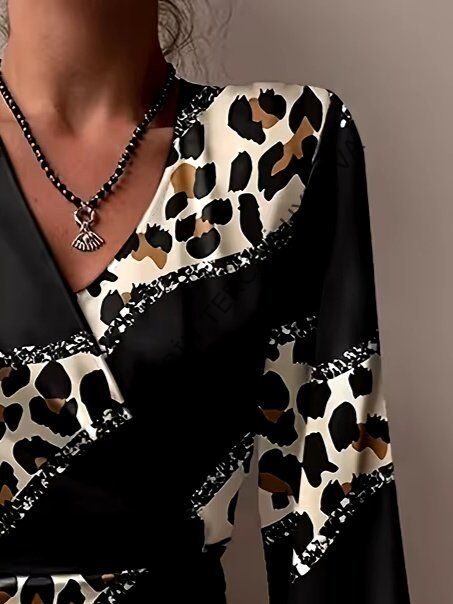 Kadın Uzun Kollu Kruvaze Yakalı Asimetrik Detaylı Mini Modal Elbise