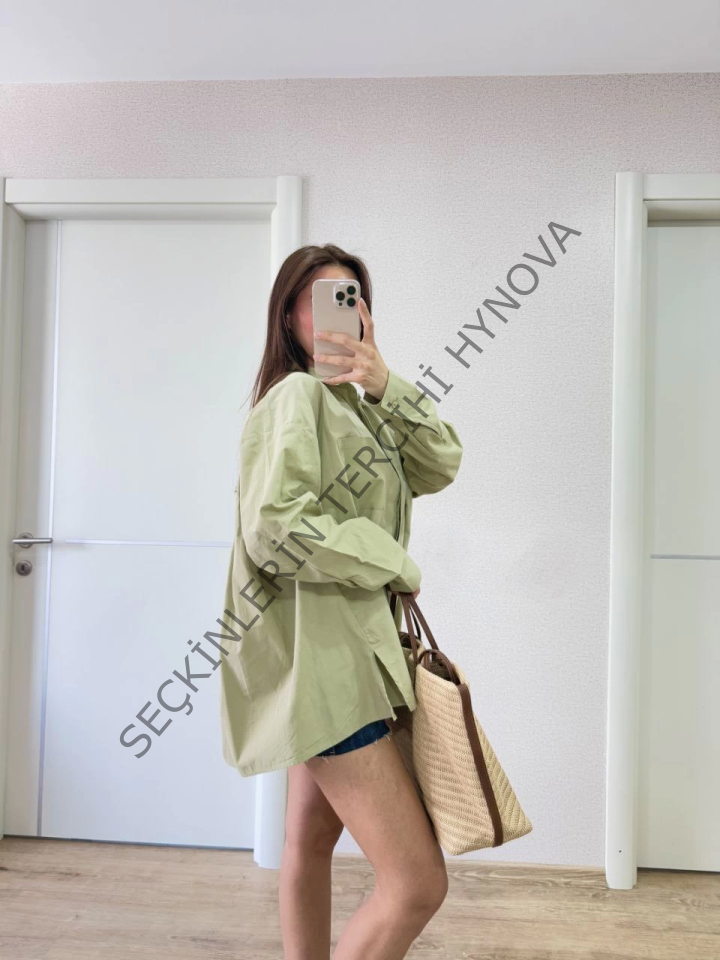 Yakalı Yandan Yırtmaçlı Gömlek - Yeşil