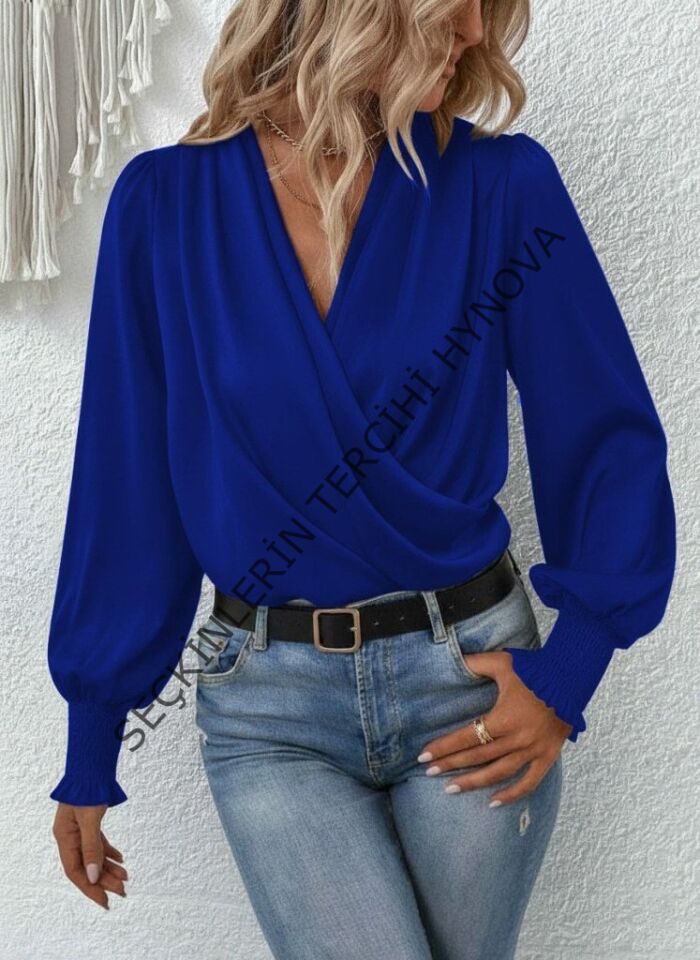 Kadın Uzun Kollu Dökümlü Kruvaze Yaka Kol Ucu Gipeli Sandy Lacivert Bluz