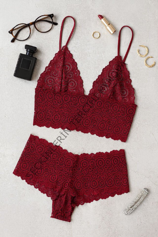 Kadın Bordo Dantel Bralet Şort Takımı – Asil ve Sofistike İç Giyim