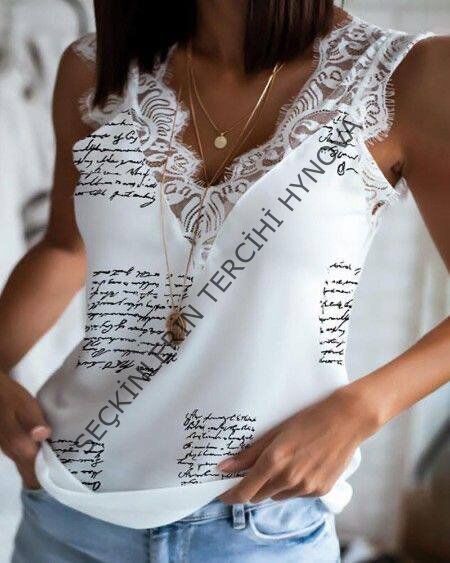 Kadın Mektup Desenli Dantel Detaylı Mikro Kumaş Bluz