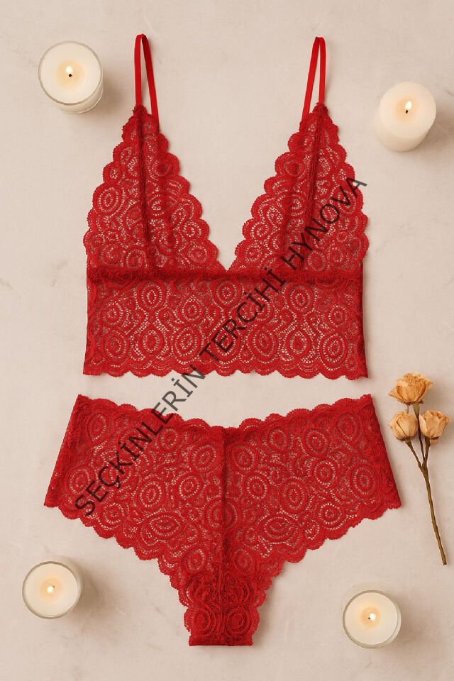 Kadın Kırmızı Dantel Bralet Şort Takımı – Tutkulu ve Çekici İç Giyim