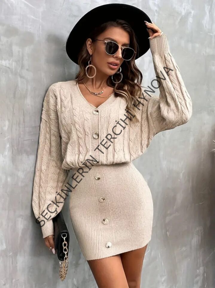 Kadın Uzun Kollu V Yakalı önden Düğmeli Kısa Triko Elbise