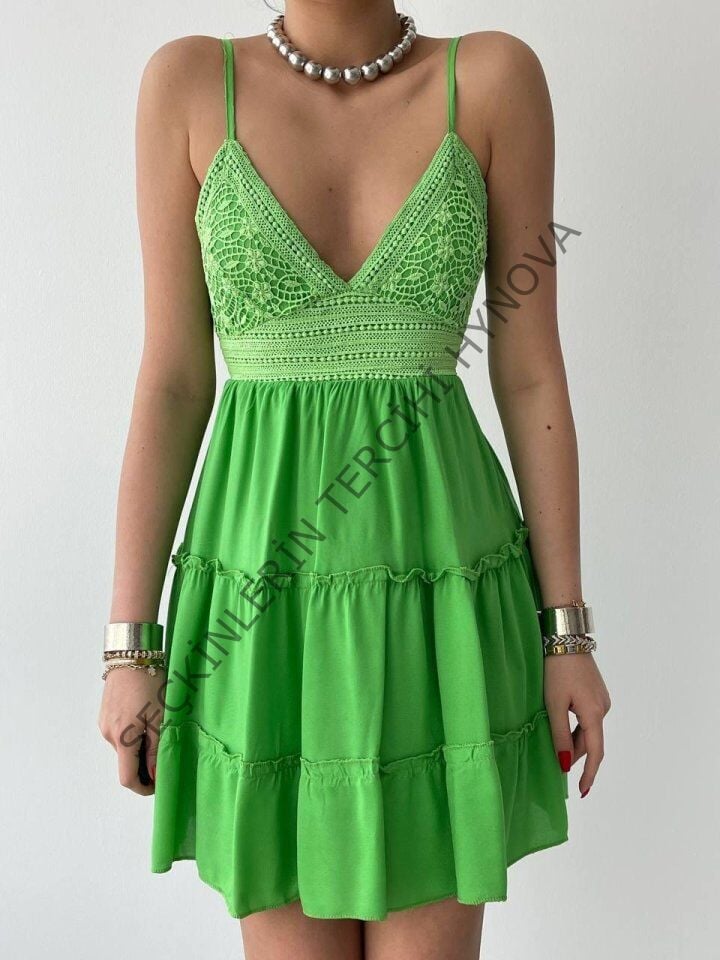 Nivel Göğsü Büzgülü Elbise