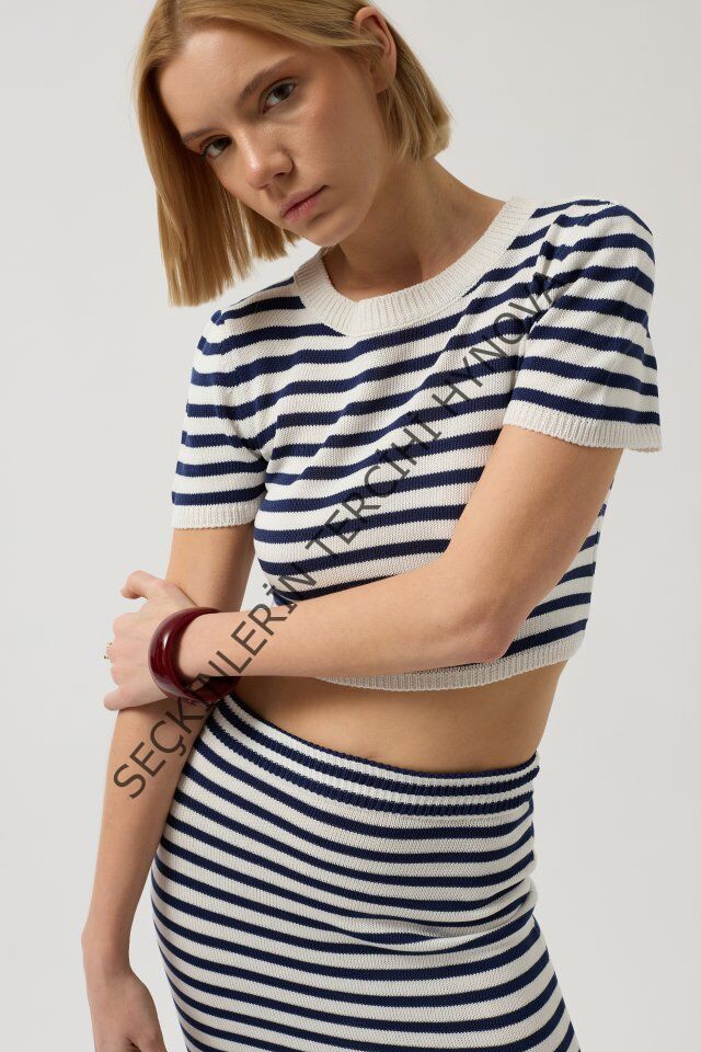 Çizgili Bisiklet Yaka Crop