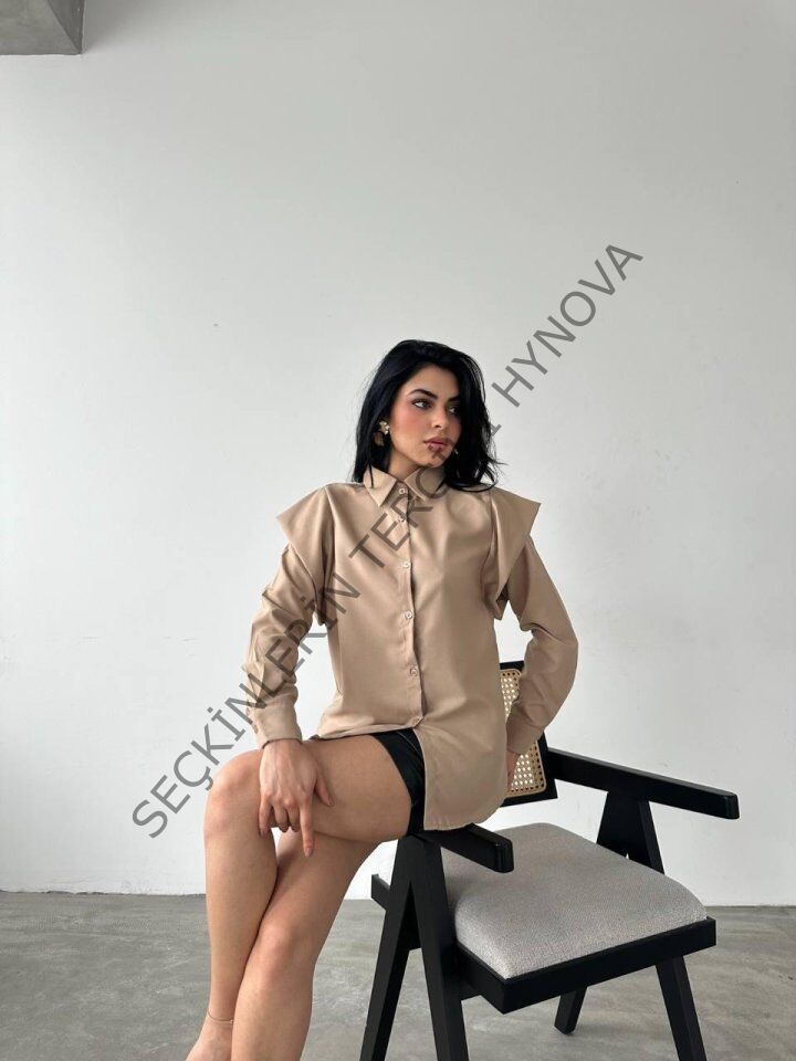 Omuz Tasarım Detaylı Gömlek