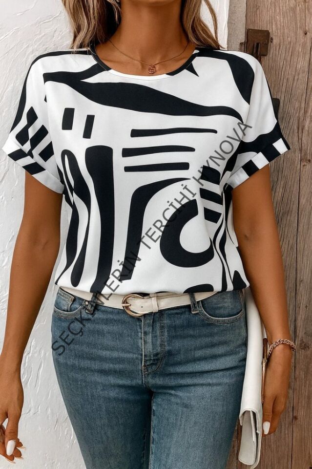 Kadın Kısa Kollu Yuvarlak Yaka Desenli Süprem Bluz