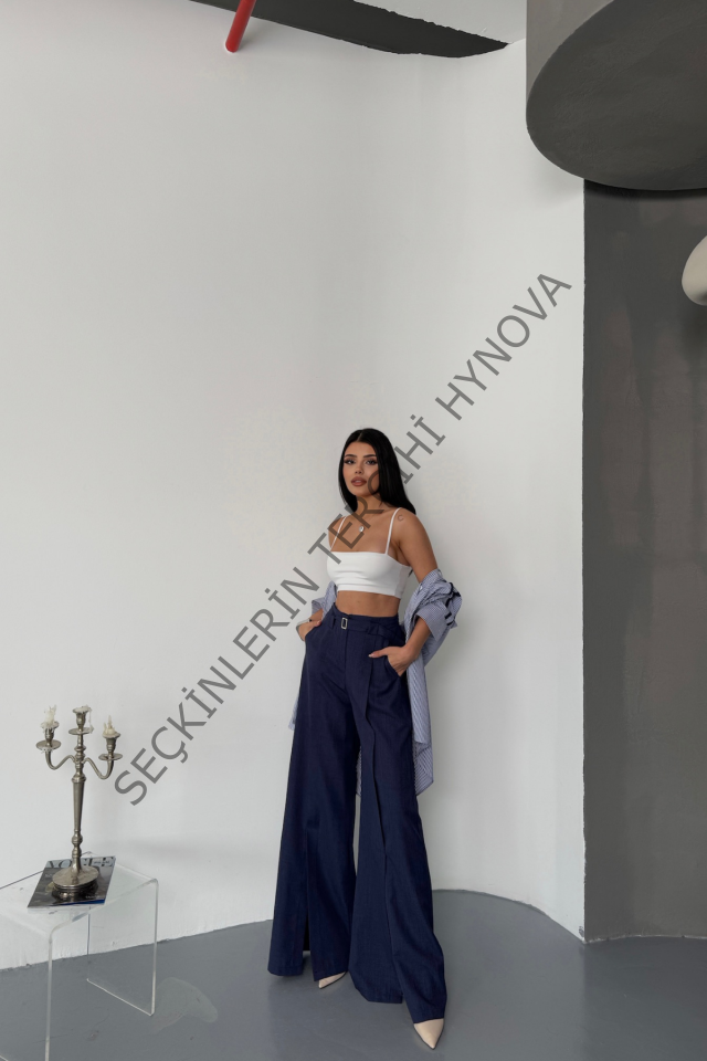 SALAŞ ÖNDEN YIRTMAÇ DETAYLI BEL KEMERLİ PANTOLON - Lacivert