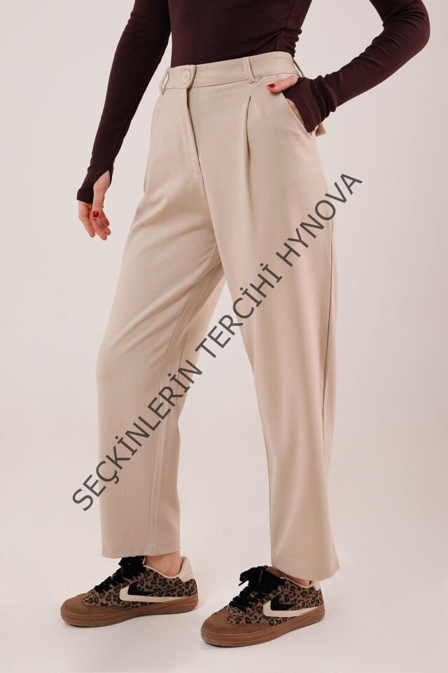 Kapama Cep Detaylı Krem Pantolon