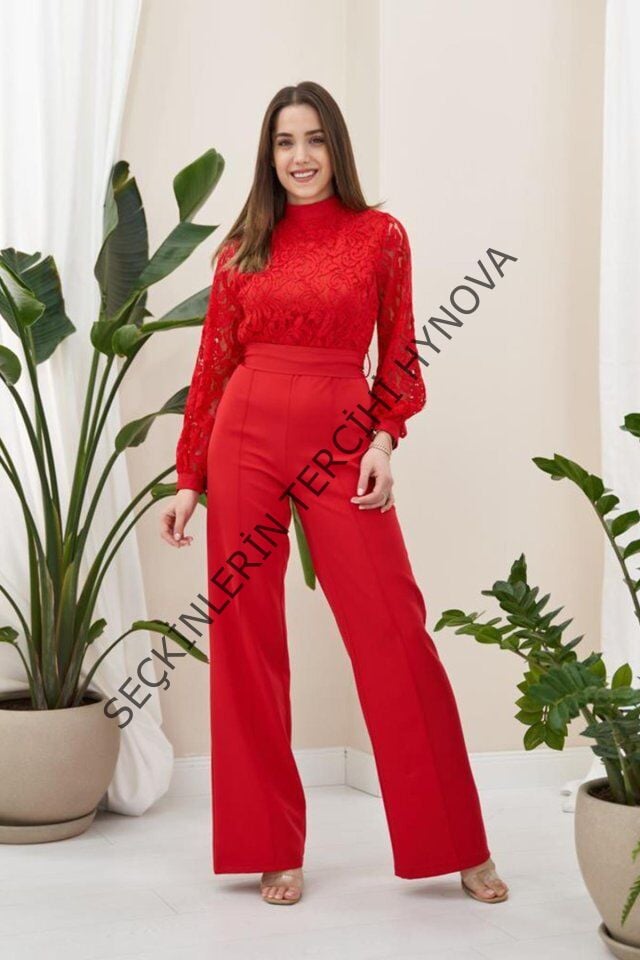 Kırmızı Üstü Dantel Tulum