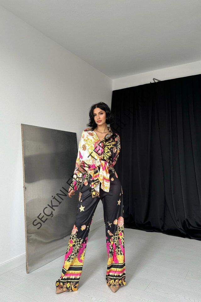 Desenli Gömlek Ve Desenli Pantolon Takım