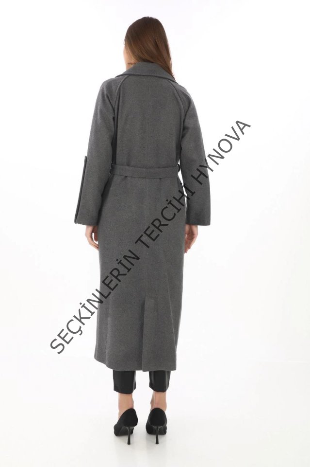 Uzun Kaşe Kaban – Yünlü Dokuma Kaşmir Kumaş, Kruvaze Yaka, Kuşaklı Astarlı Tesettür Uyumlu Şık Kışlık Siyah Model - Füme