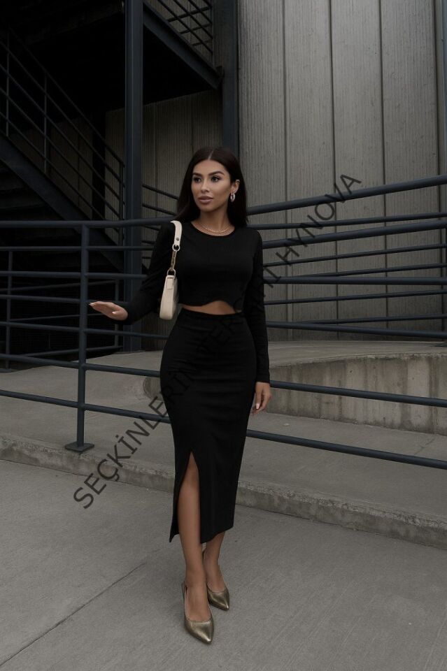 Kadın Uzun Kollu Bisiklet Yaka Kısa Krop Dalgıç Bluz Ile önden Yırtmaçlı Uzun Etek Ikili Takım