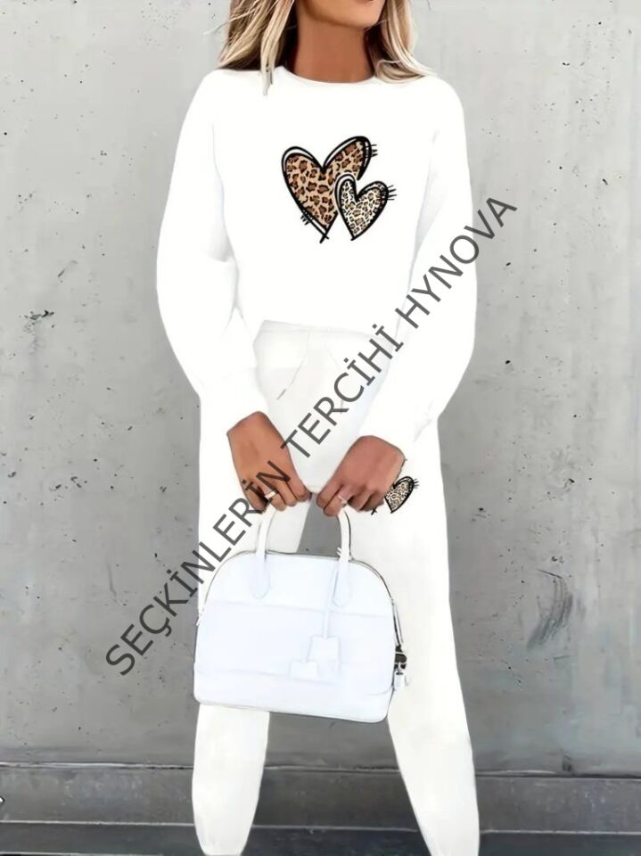 Kadın Uzun Kollu Bisiklet Yaka Kalp Desenli şardonlu üç Iplik Bluz Ve Pantolon Ikili Takım