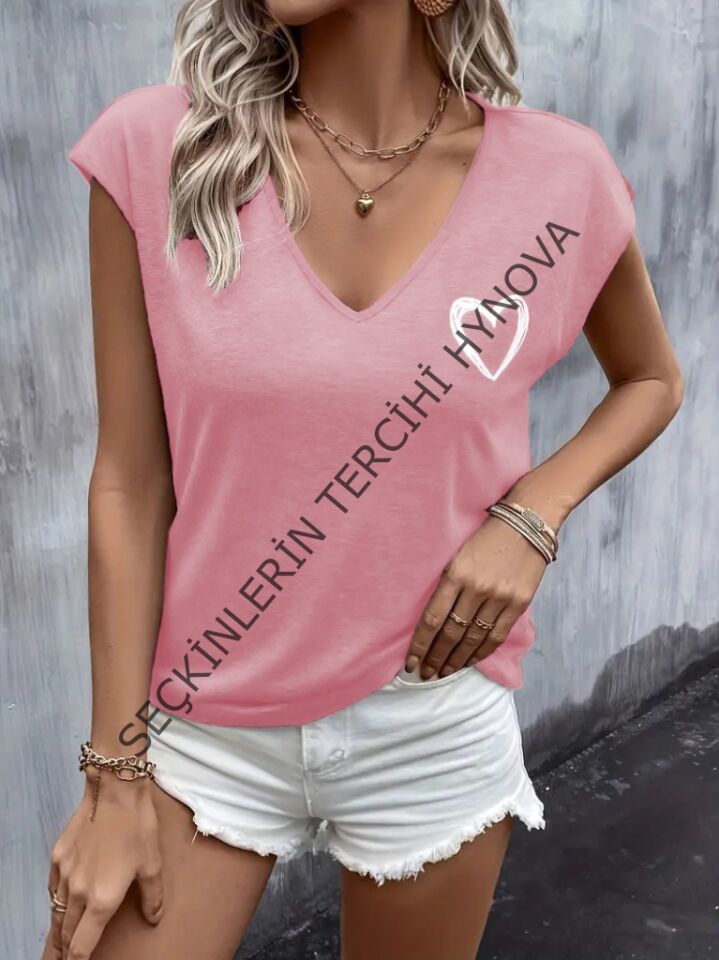 Kadın Kısa Kollu V Yakalı Kalp Baskılı Viskon Bluz