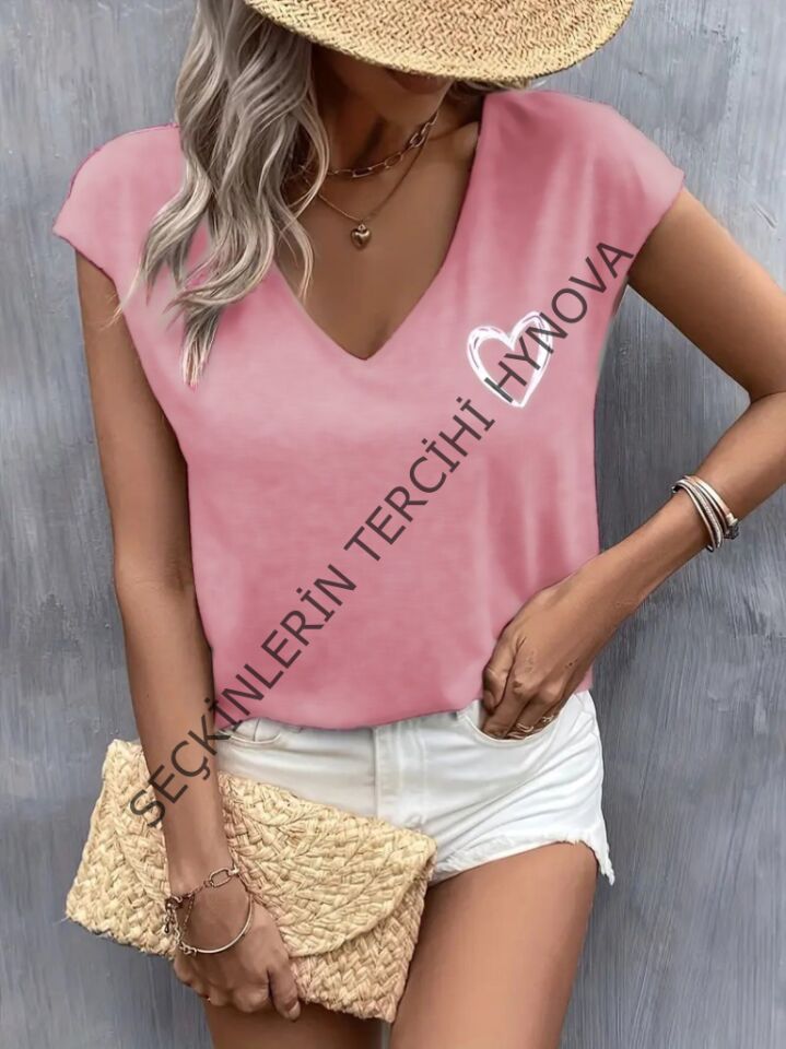 Kadın Kısa Kollu V Yakalı Kalp Baskılı Viskon Bluz