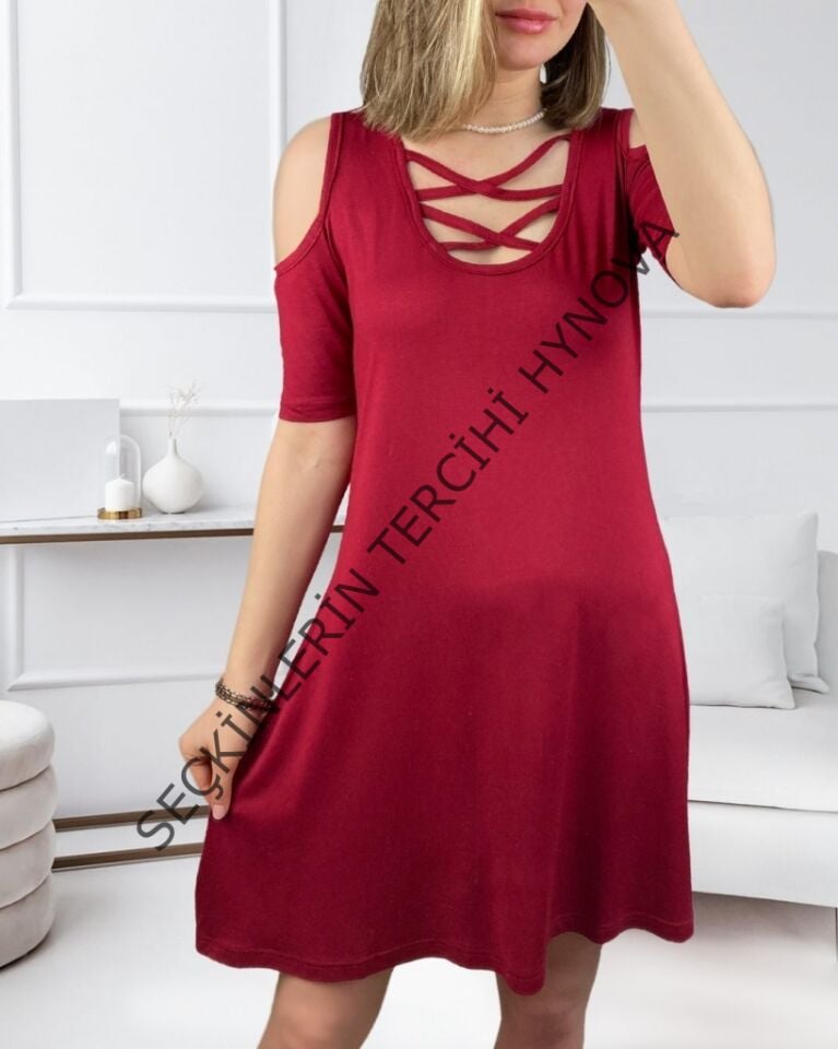 Dekolteli Bağcık Detay Viskon Kumaş Elbise