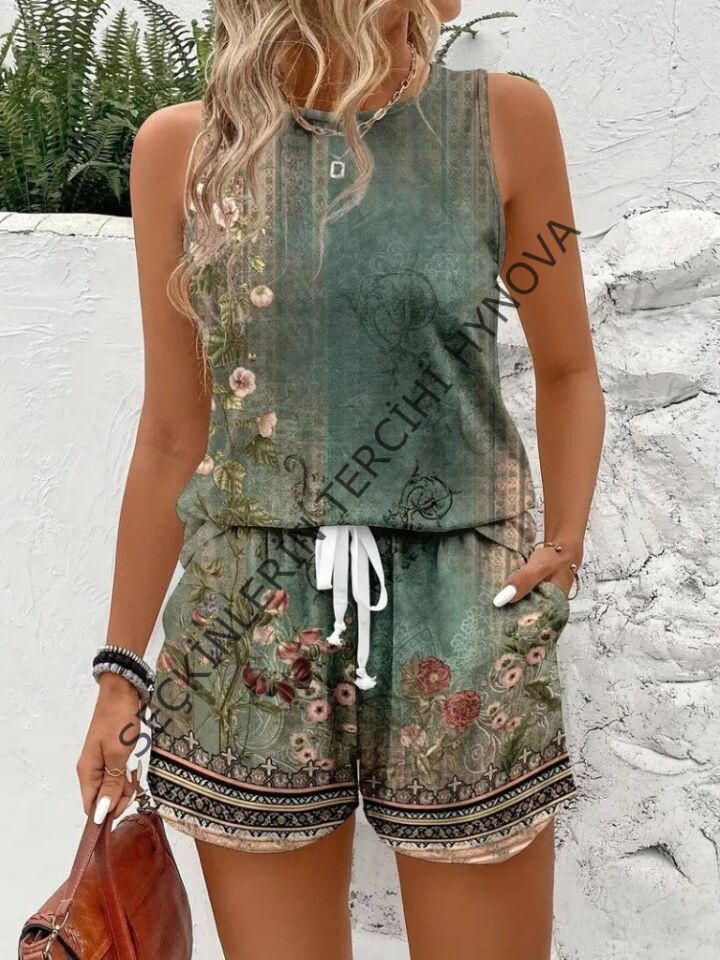 Kadın Askılı Yuvarlak Yaka çiçek Baskılı Süprme Bluz Ve Short Ikili Takım