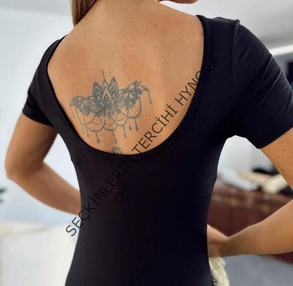 Kadın Kısa Kollu Sırt Dekolte Detay önü çift Yırtmaçlı Viskon Elbise