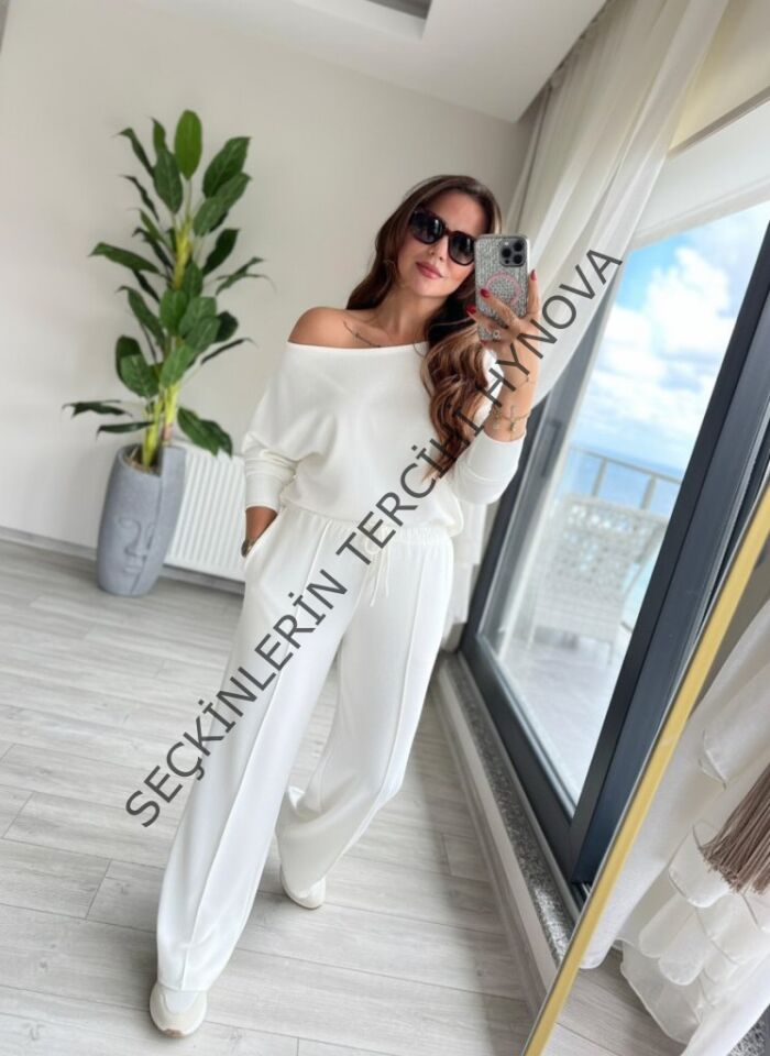 Kadın Uzun Kollu Tek Omuzdan Açık Dalgıç Bluz Ve Pantolon Ikili Takım